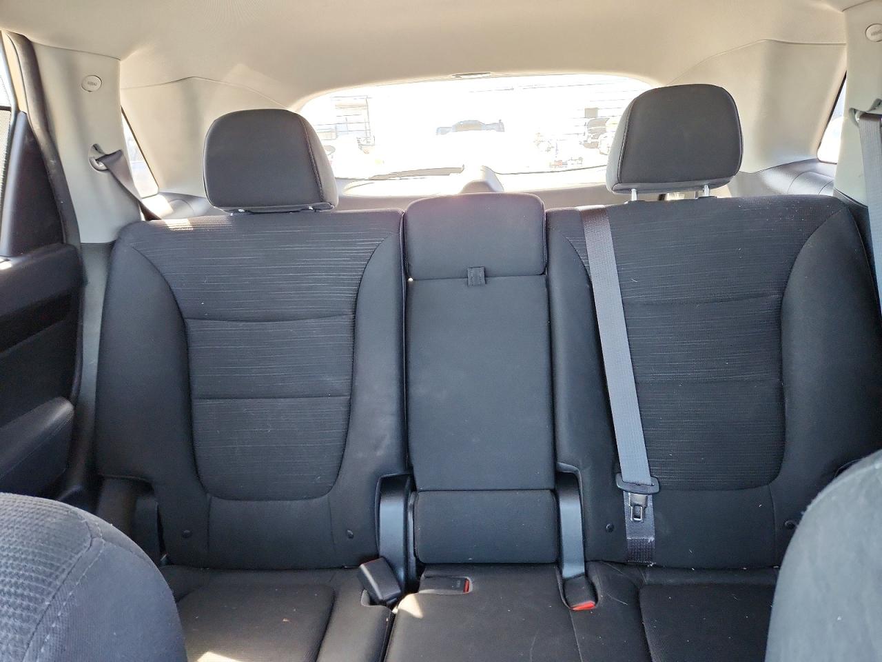 2015 KIA SORENTO LX photo 19