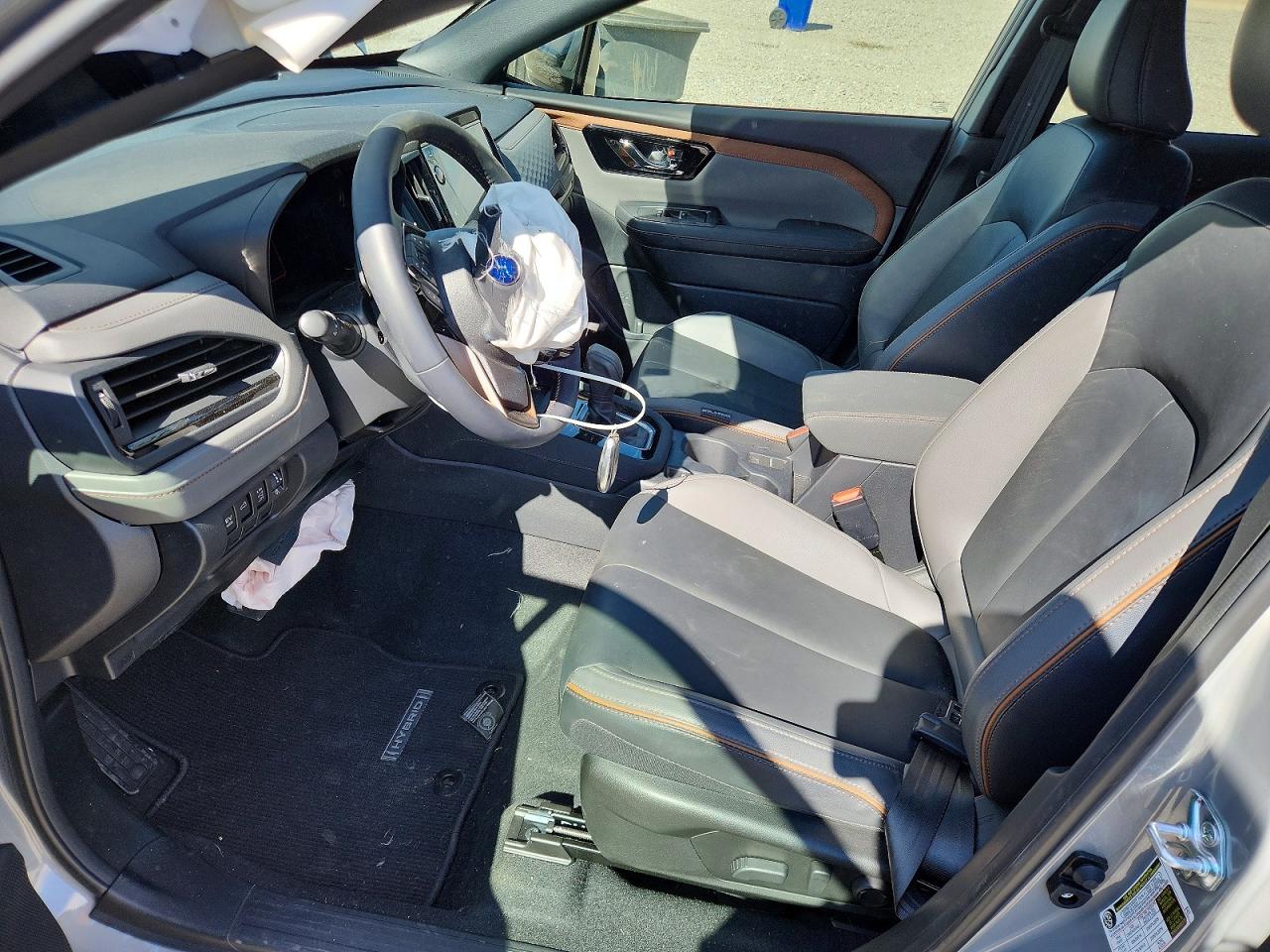 2025 SUBARU FORESTER SPORT photo 13