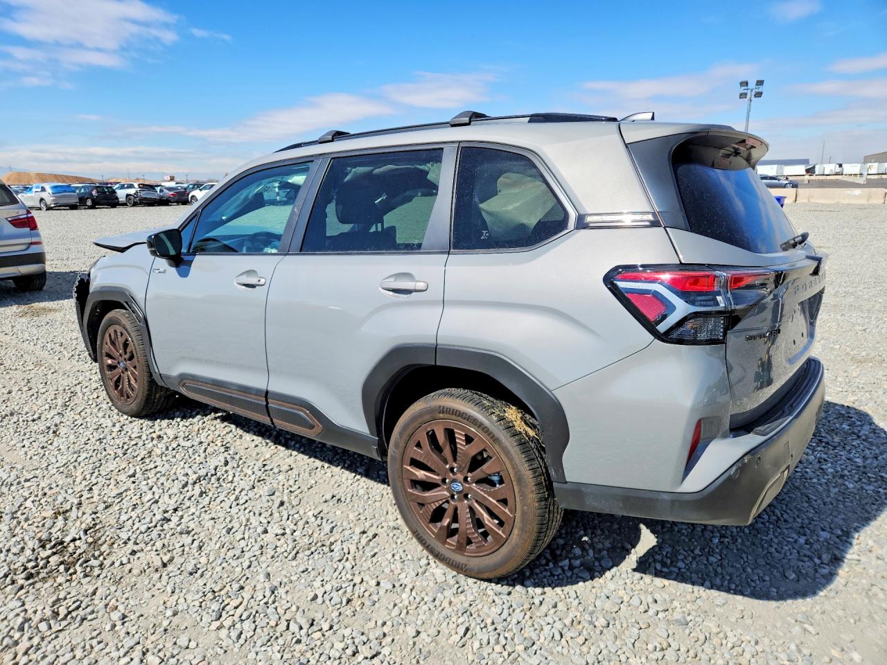 2025 SUBARU FORESTER SPORT photo 3