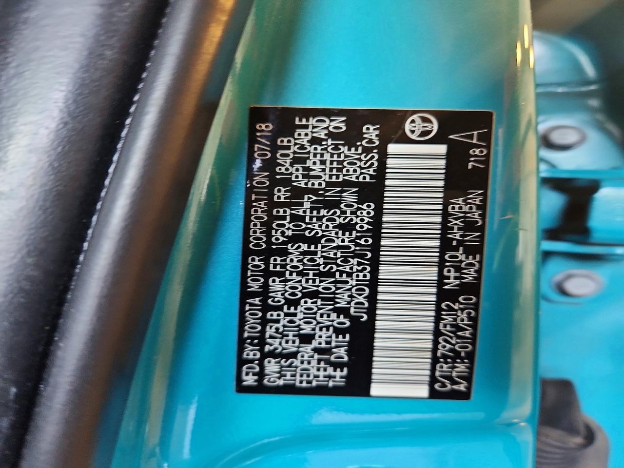 2018 TOYOTA PRIUS C TWO photo 12