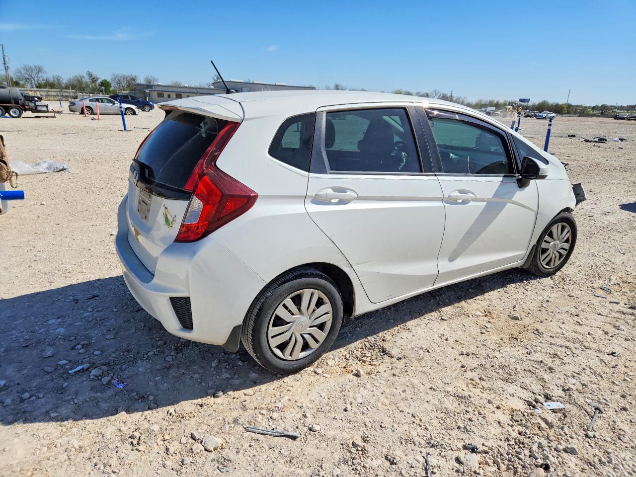 2016 HONDA FIT LX photo 5
