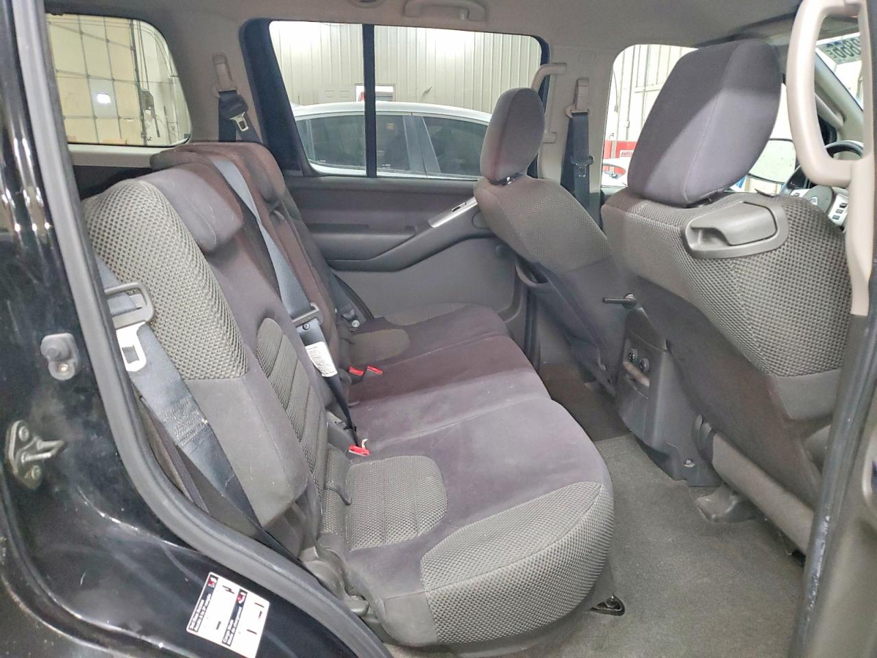 2010 NISSAN PATHFINDER S FE+ photo 31