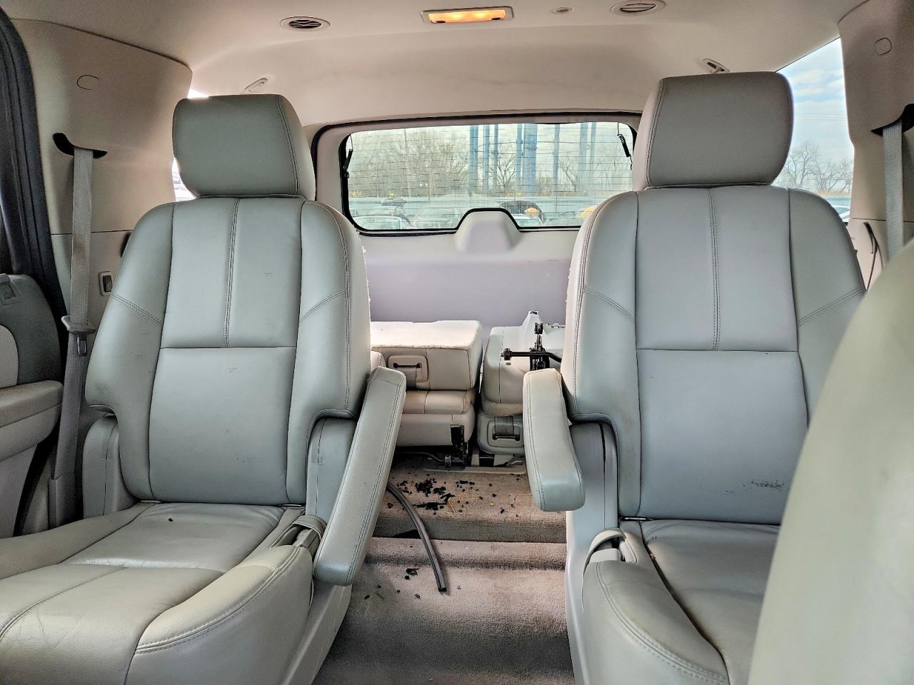 2011 CHEVROLET TAHOE K1500 LT photo 10