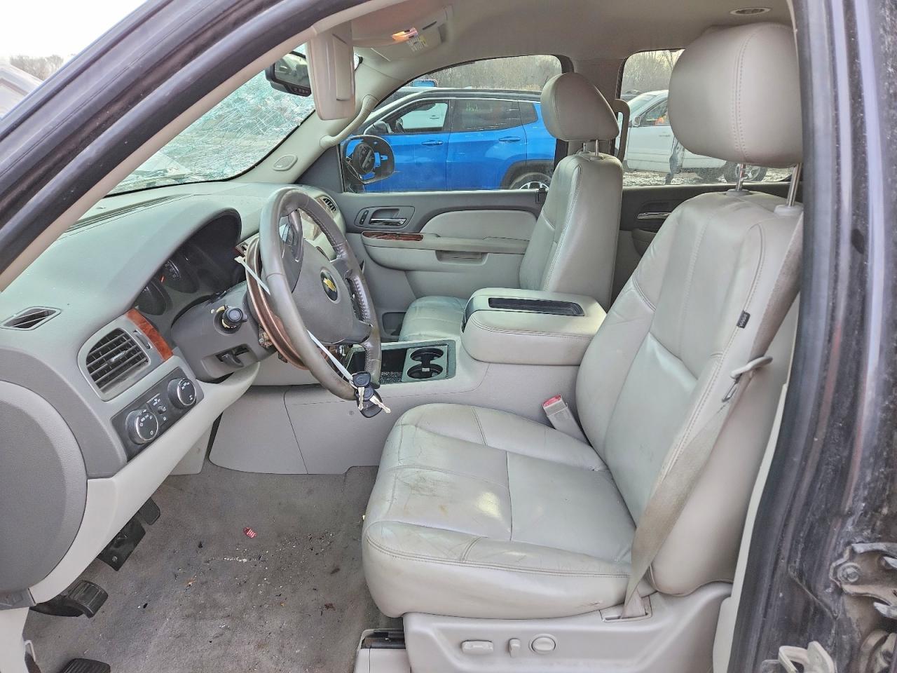 2011 CHEVROLET TAHOE K1500 LT photo 7