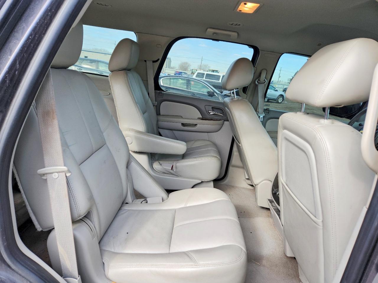 2011 CHEVROLET TAHOE K1500 LT photo 11