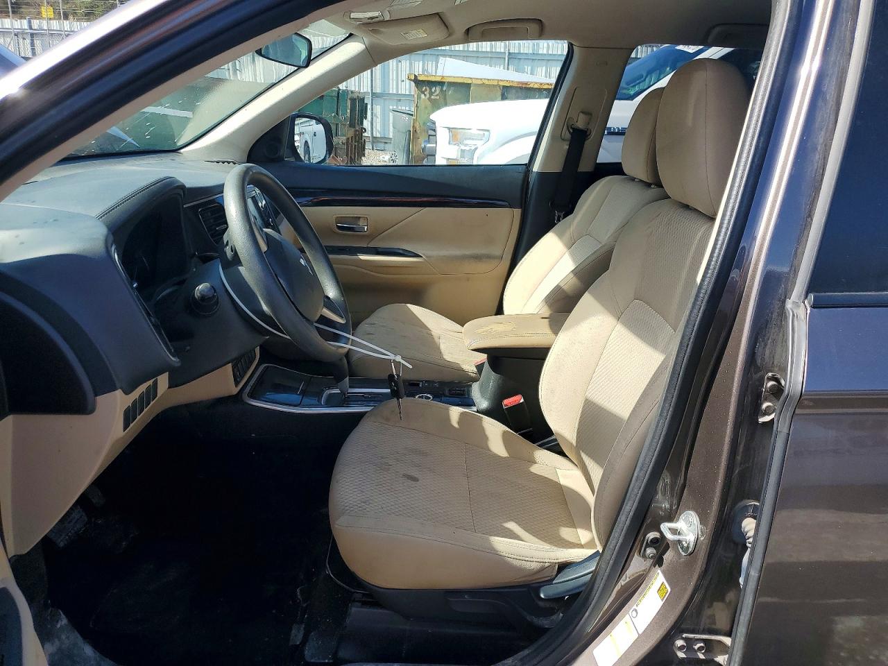 2019 MITSUBISHI OUTLANDER SE photo 7