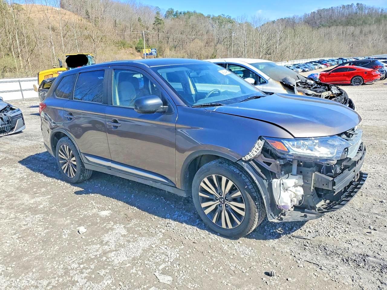 2019 MITSUBISHI OUTLANDER SE photo 4