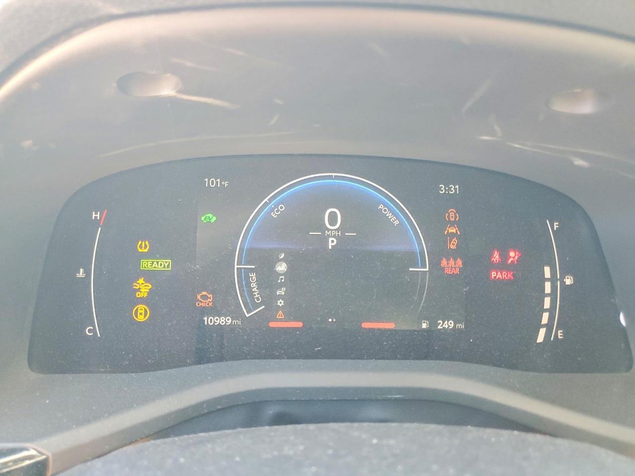 2025 TOYOTA CAMRY LE photo 25