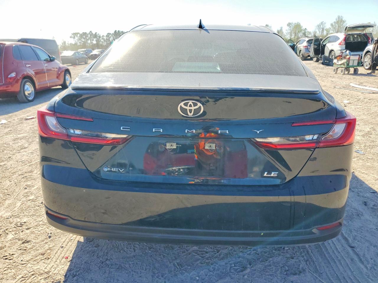 2025 TOYOTA CAMRY LE photo 16