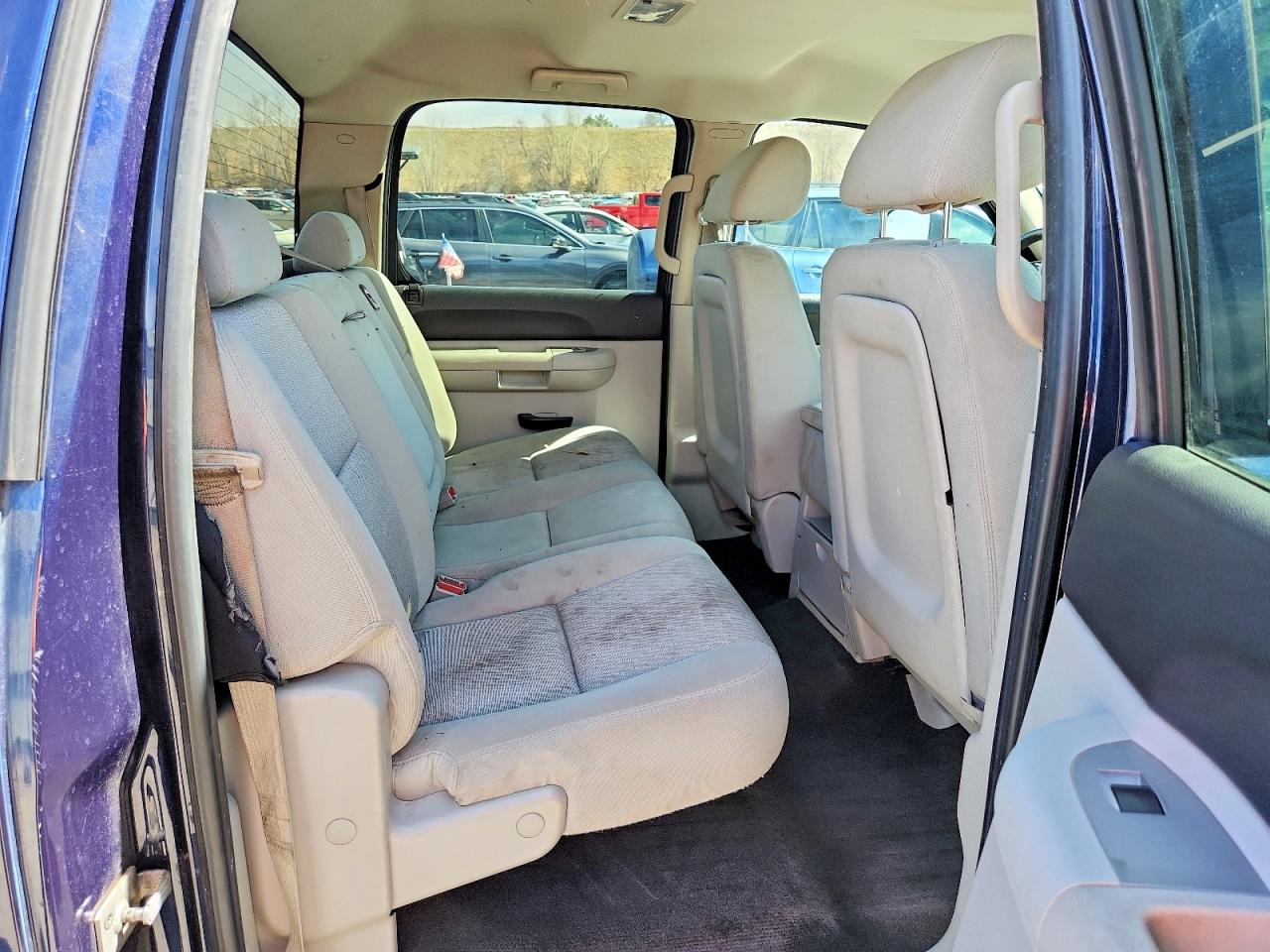 2010 CHEVROLET SILVERADO K1500 LT photo 28