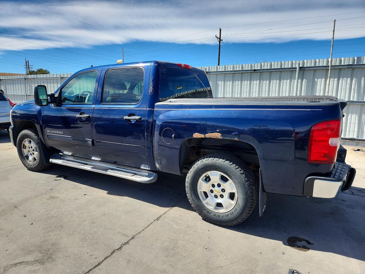 2010 CHEVROLET SILVERADO K1500 LT photo 4