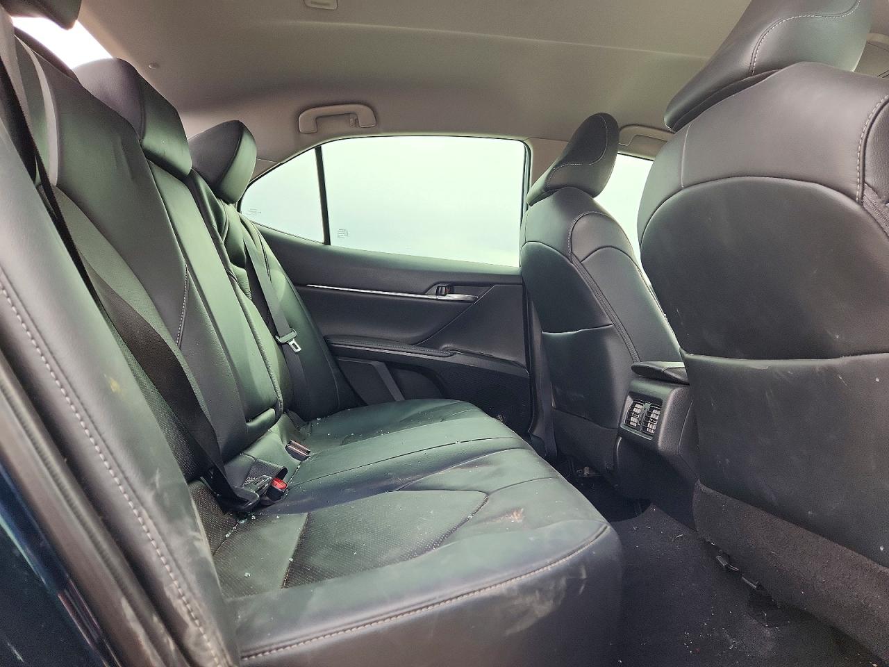 2020 TOYOTA CAMRY XSE photo 28