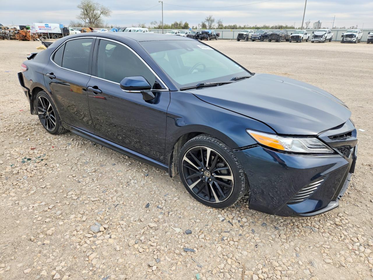 2020 TOYOTA CAMRY XSE photo 10
