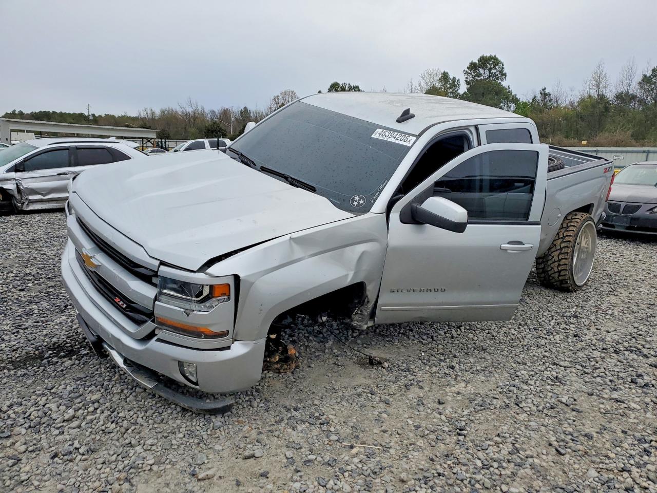 2017 CHEVROLET SILVERADO