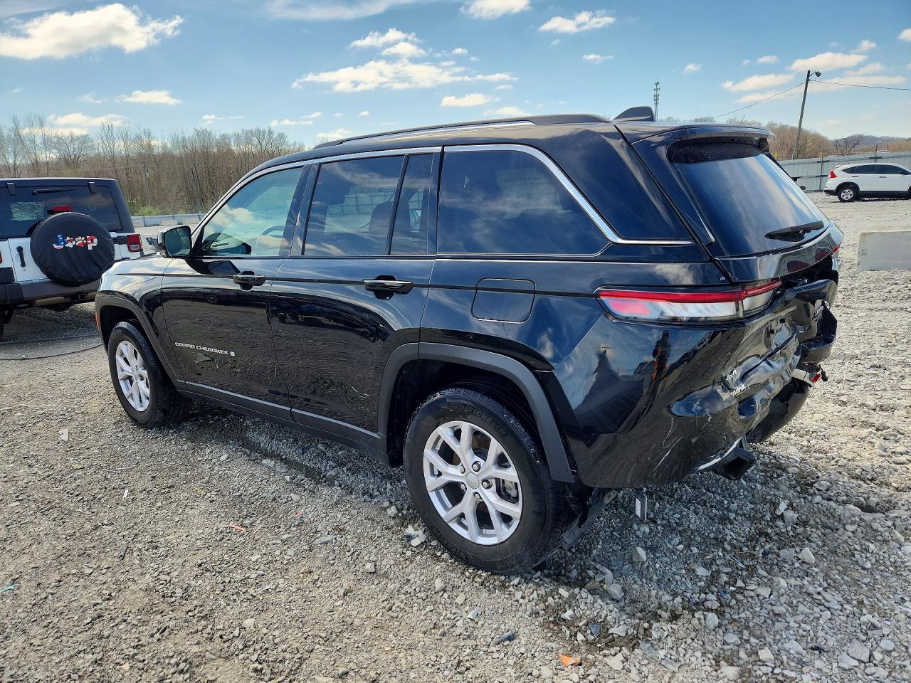 2022 JEEP GRAND CHEROKEE LIMITED photo 2