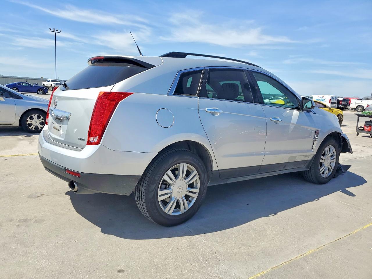 2012 CADILLAC SRX photo 5