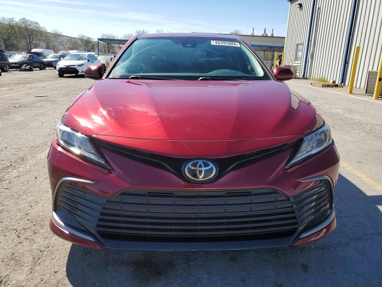 2021 TOYOTA CAMRY LE photo 5