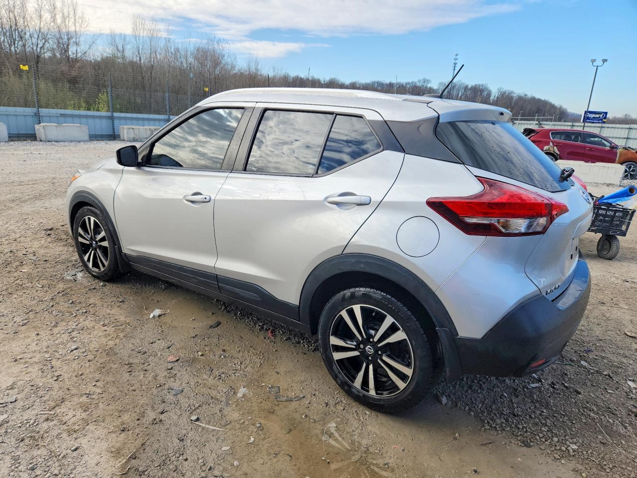 2018 NISSAN KICKS SV photo 3