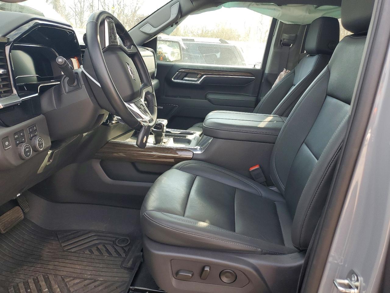 2024 CHEVROLET SILVERADO K1500 LT TRAIL BOSS photo 7