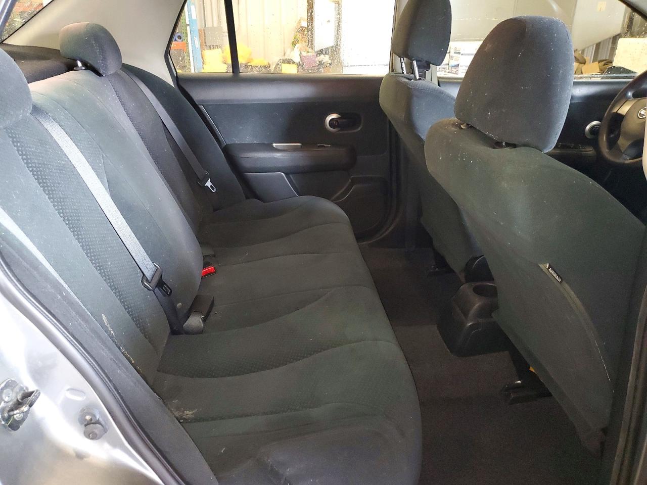 2011 NISSAN VERSA 1.8 S photo 19