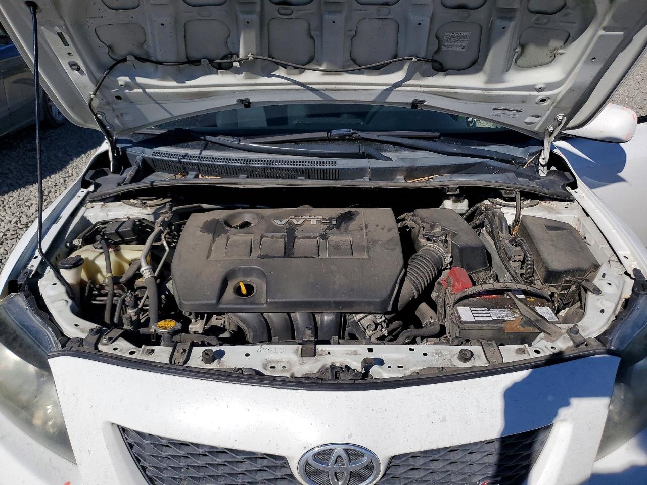 2010 TOYOTA COROLLA S photo 11