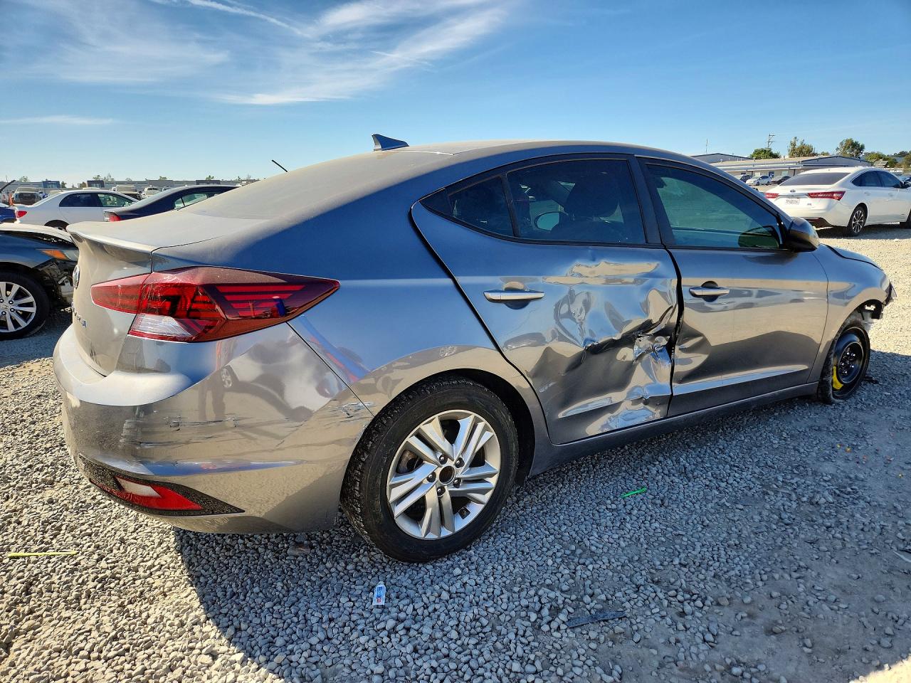 2019 HYUNDAI ELANTRA SEL photo 9