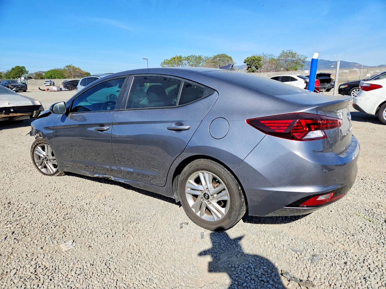 2019 HYUNDAI ELANTRA SEL photo 5
