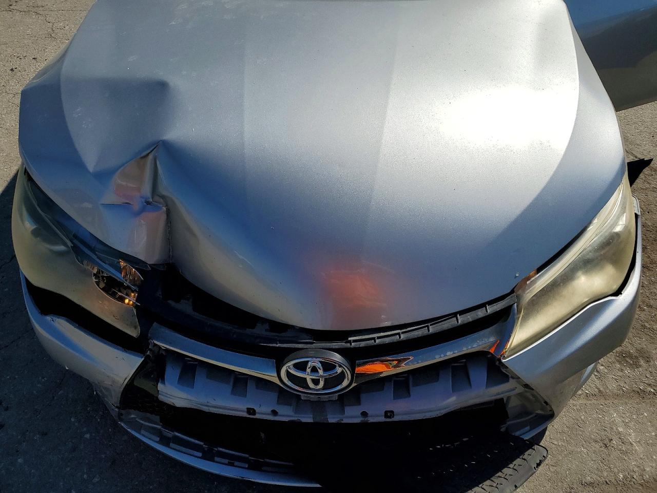 2017 TOYOTA CAMRY SE photo 11