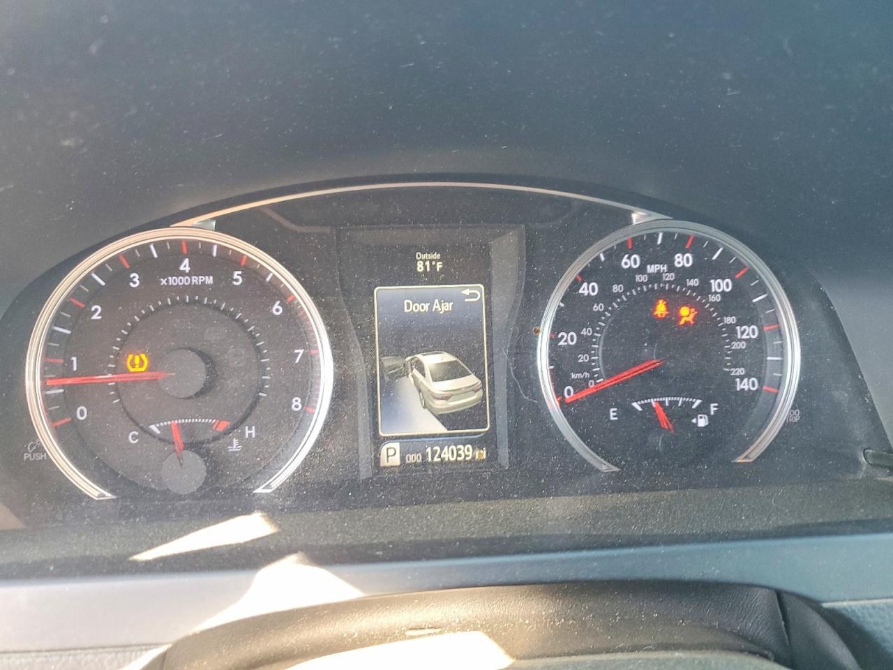 2017 TOYOTA CAMRY SE photo 9
