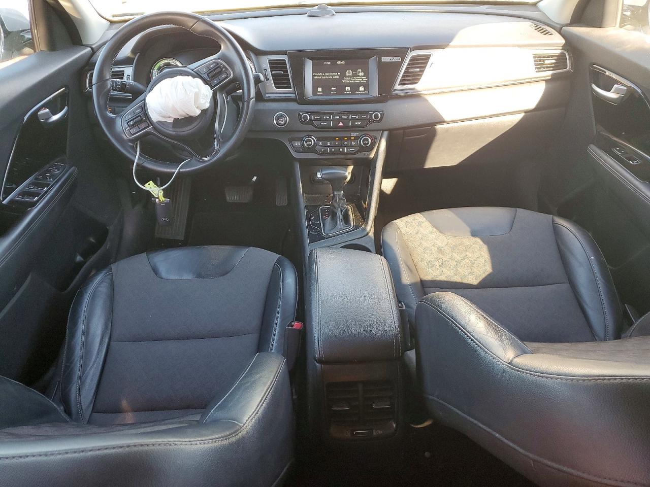 2019 KIA NIRO EX photo 8