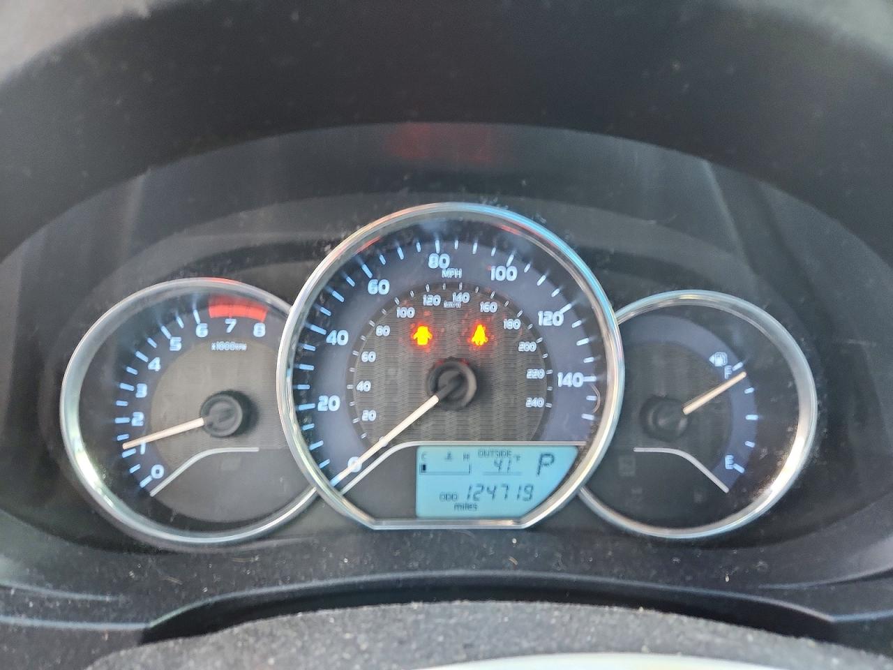2015 TOYOTA COROLLA L photo 17
