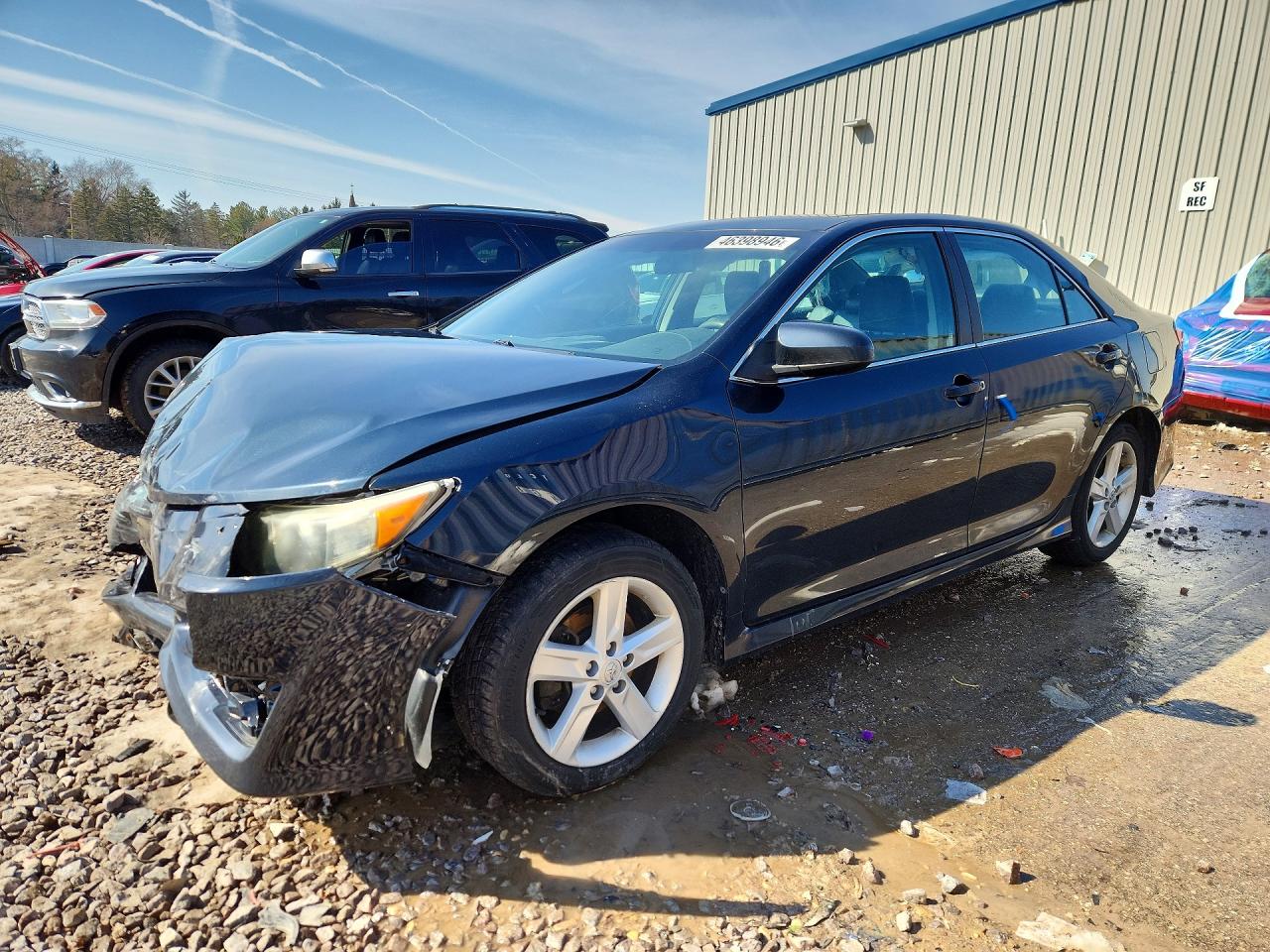 2014 TOYOTA CAMRY