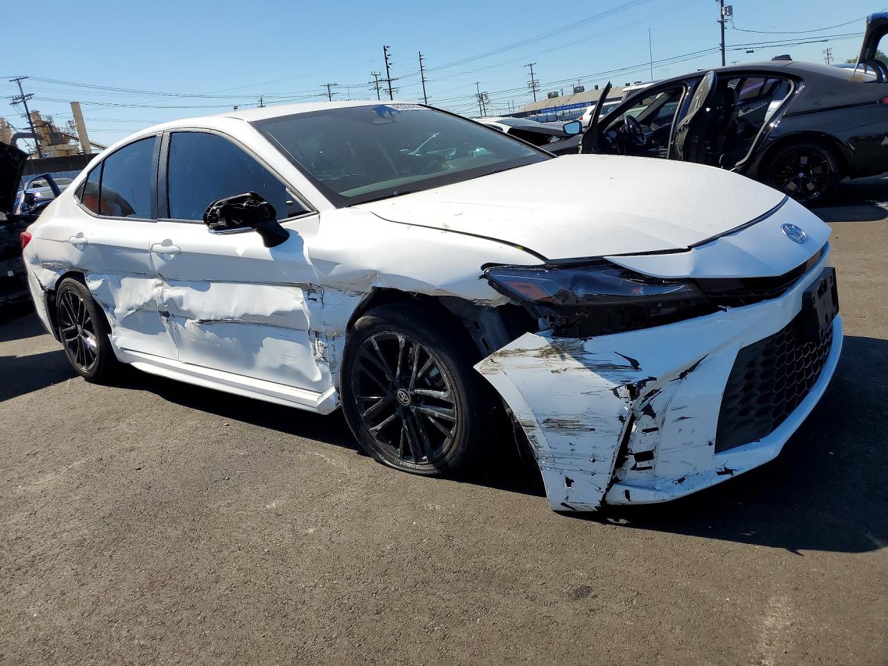 2025 TOYOTA CAMRY SE photo 7