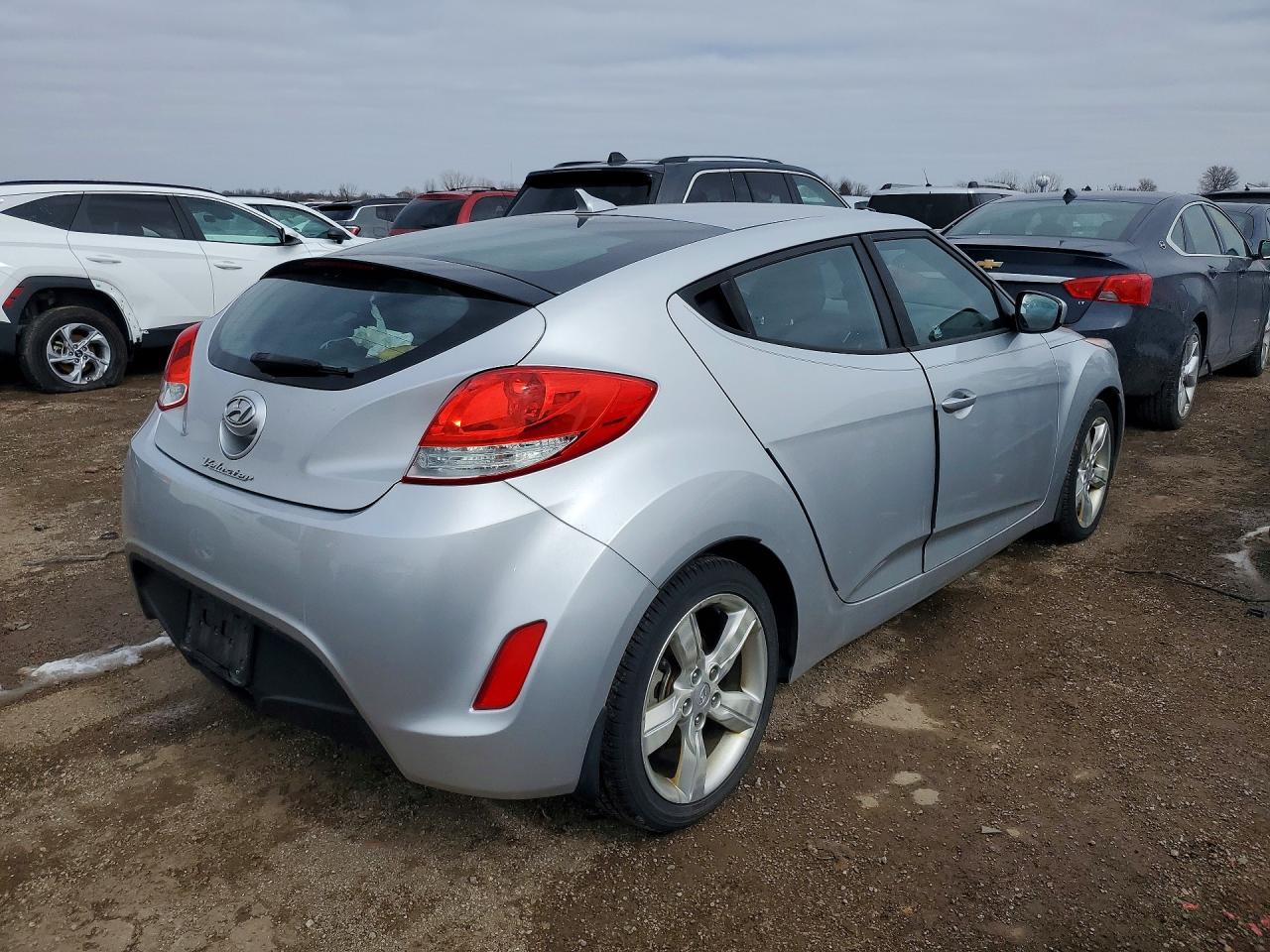2012 HYUNDAI VELOSTER BASE photo 3