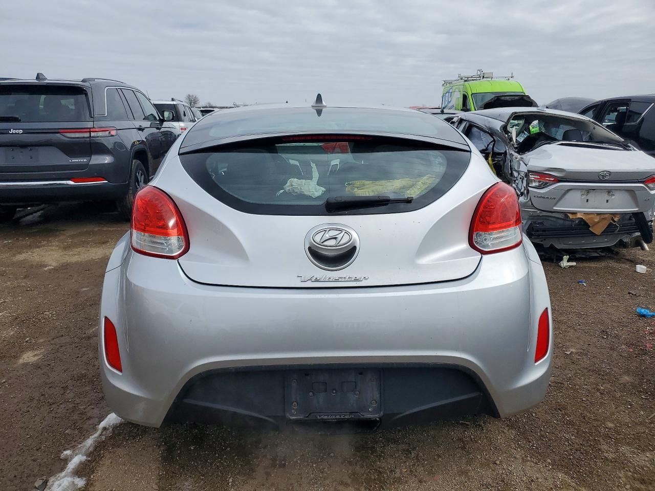 2012 HYUNDAI VELOSTER BASE photo 6