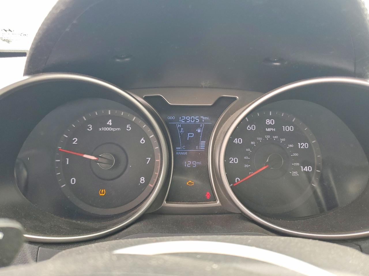 2012 HYUNDAI VELOSTER BASE photo 9