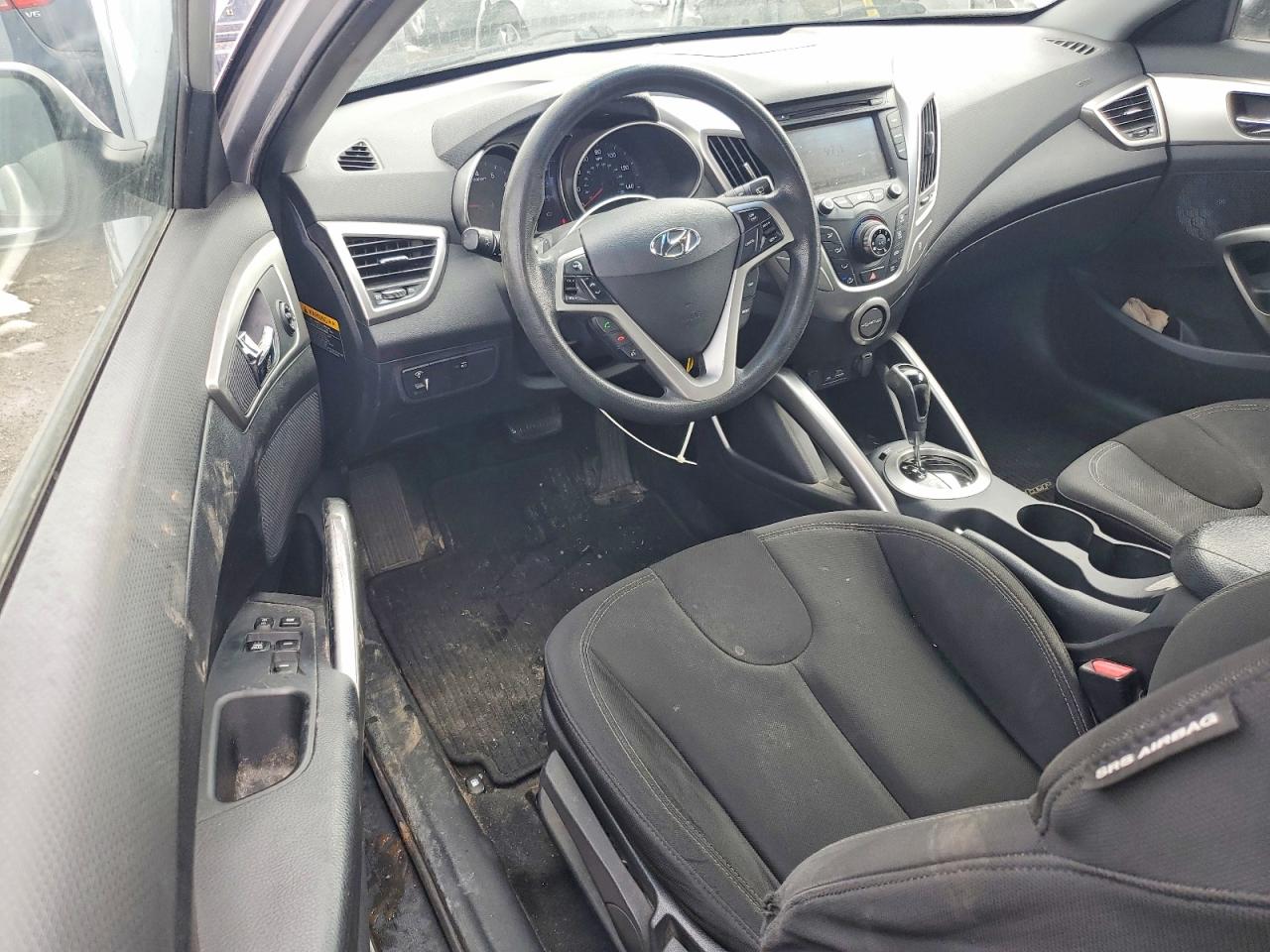 2012 HYUNDAI VELOSTER BASE photo 8