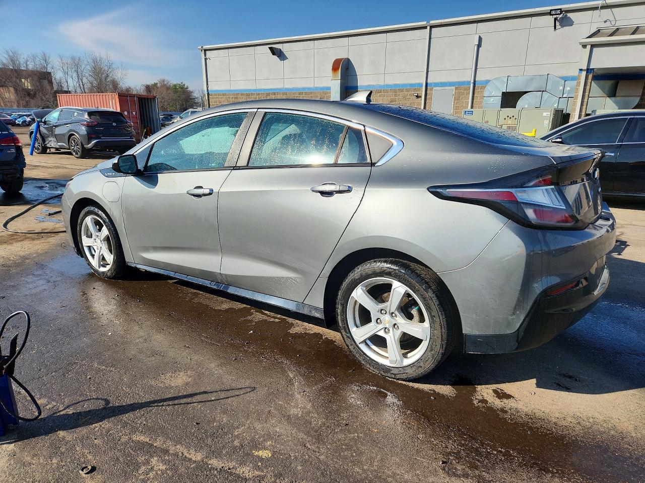 2017 CHEVROLET VOLT LT photo 2