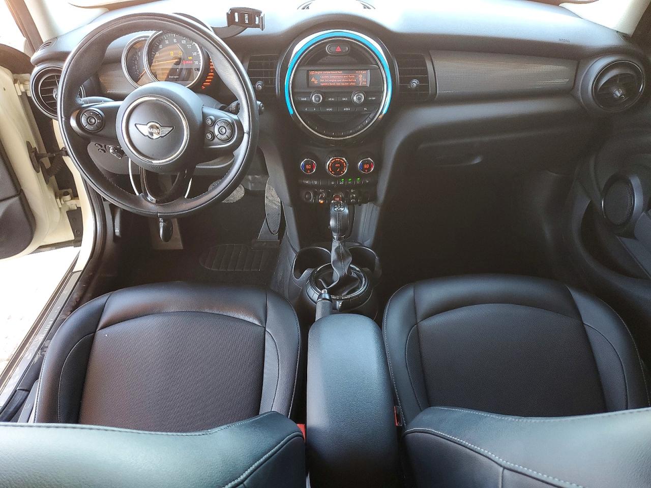 2016 MINI COOPER photo 8