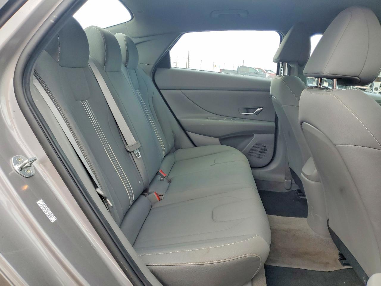 2023 HYUNDAI ELANTRA SEL photo 19
