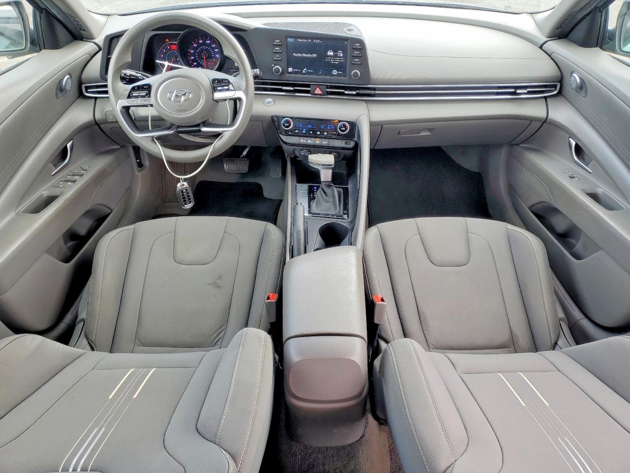 2023 HYUNDAI ELANTRA SEL photo 15