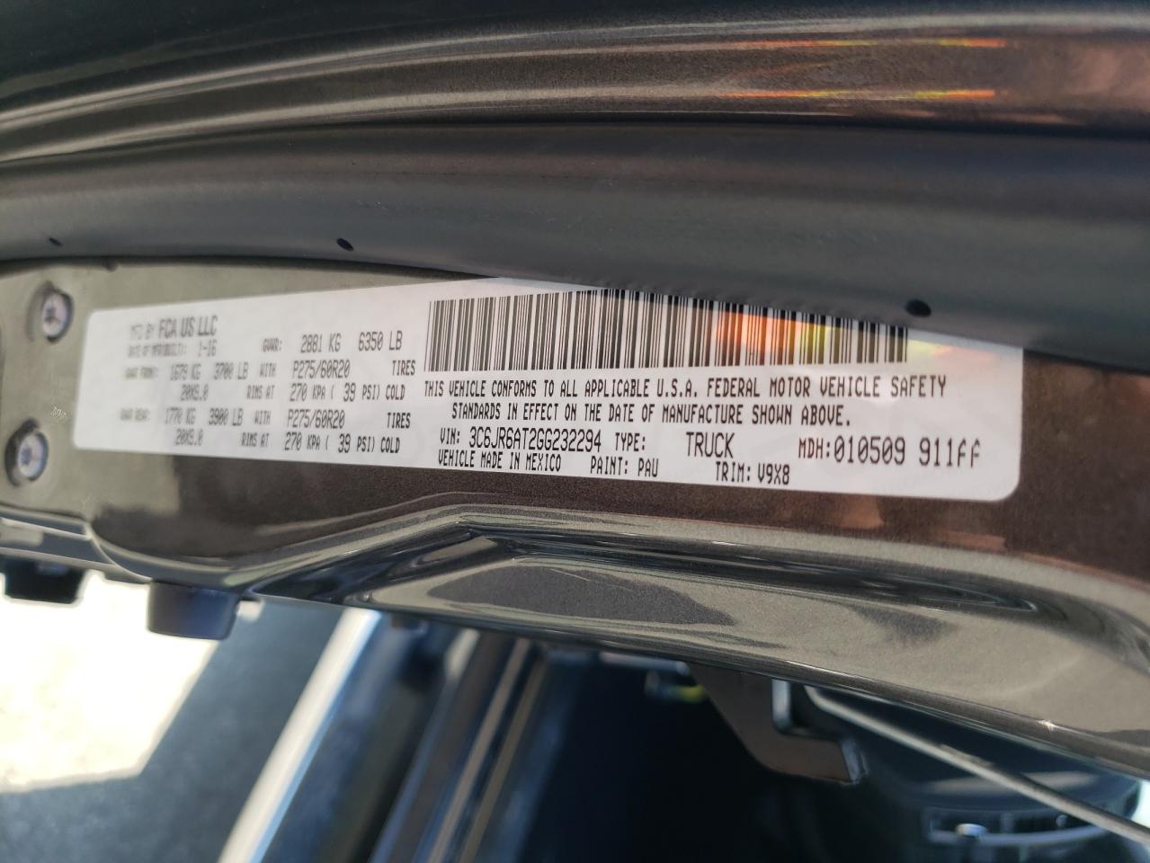 2016 RAM 1500 ST photo 34