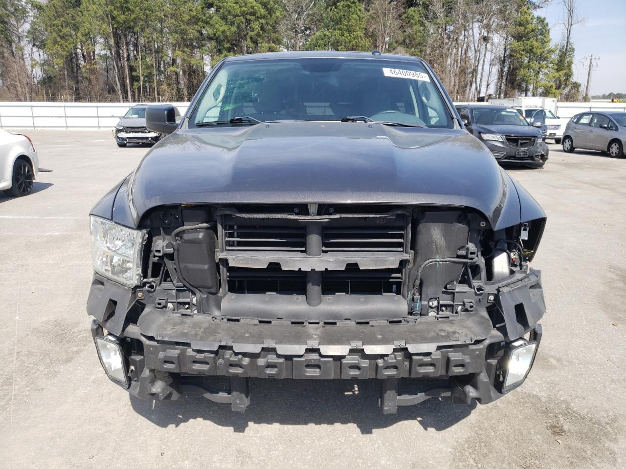2016 RAM 1500 ST photo 13