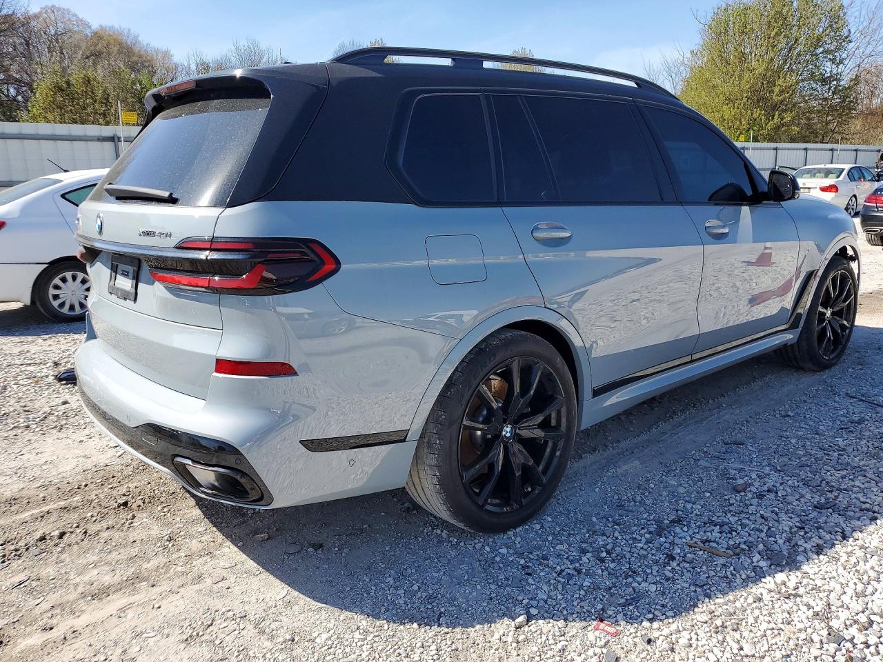 2025 BMW X7 XDRIVE40I photo 7