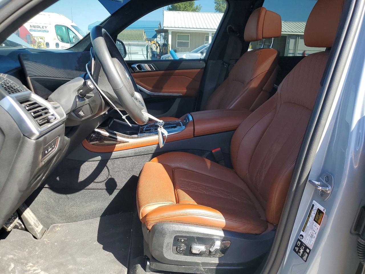 2025 BMW X7 XDRIVE40I photo 19