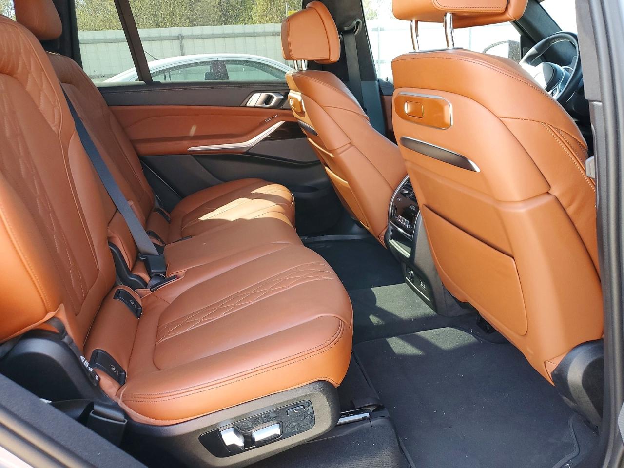 2025 BMW X7 XDRIVE40I photo 31