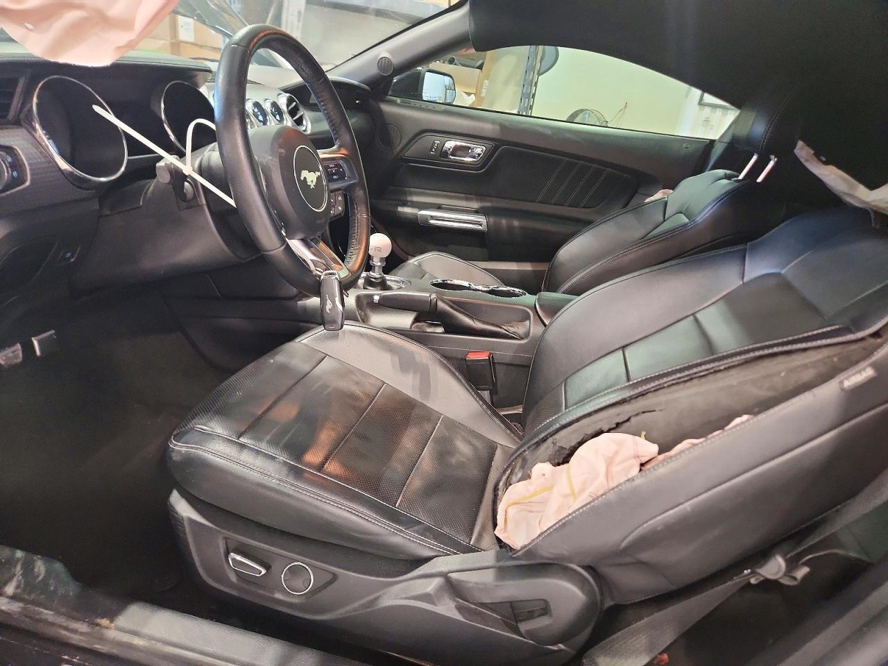 2016 FORD MUSTANG GT photo 19