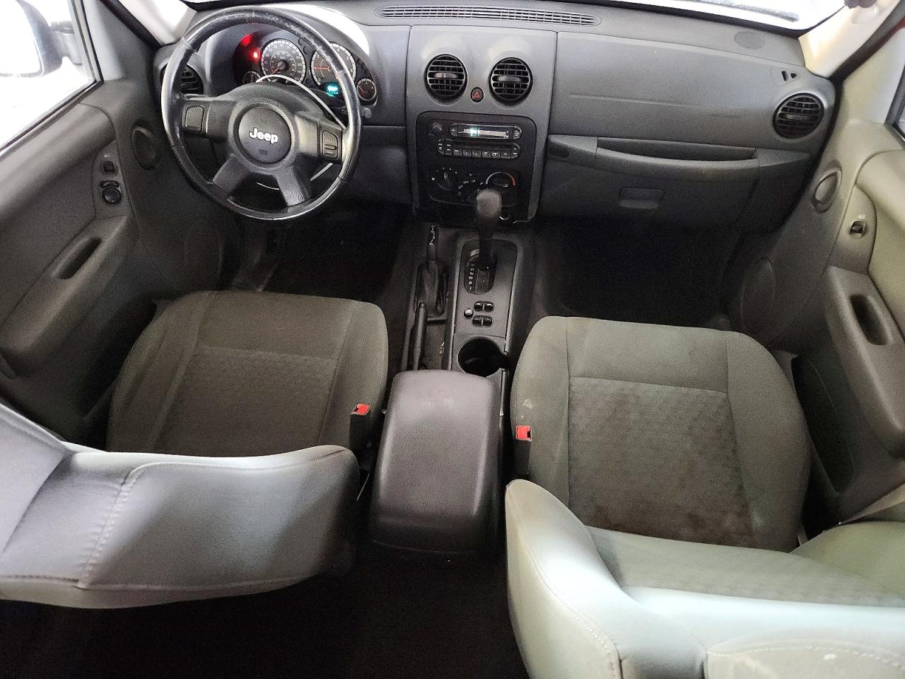 2005 JEEP LIBERTY SPORT photo 15