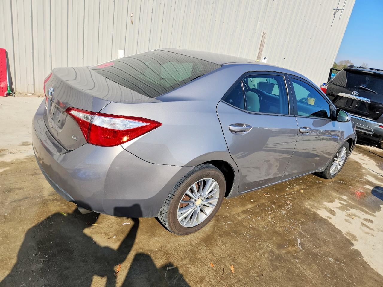 2015 TOYOTA COROLLA LE photo 5