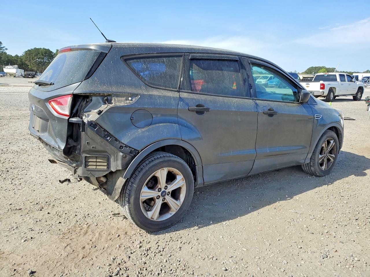 2016 FORD ESCAPE S photo 5